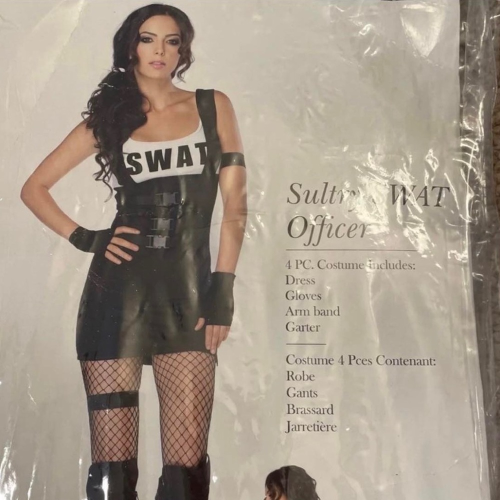 Womens Leg Avenue M Swat Officer Halloween 🎃 Costume |